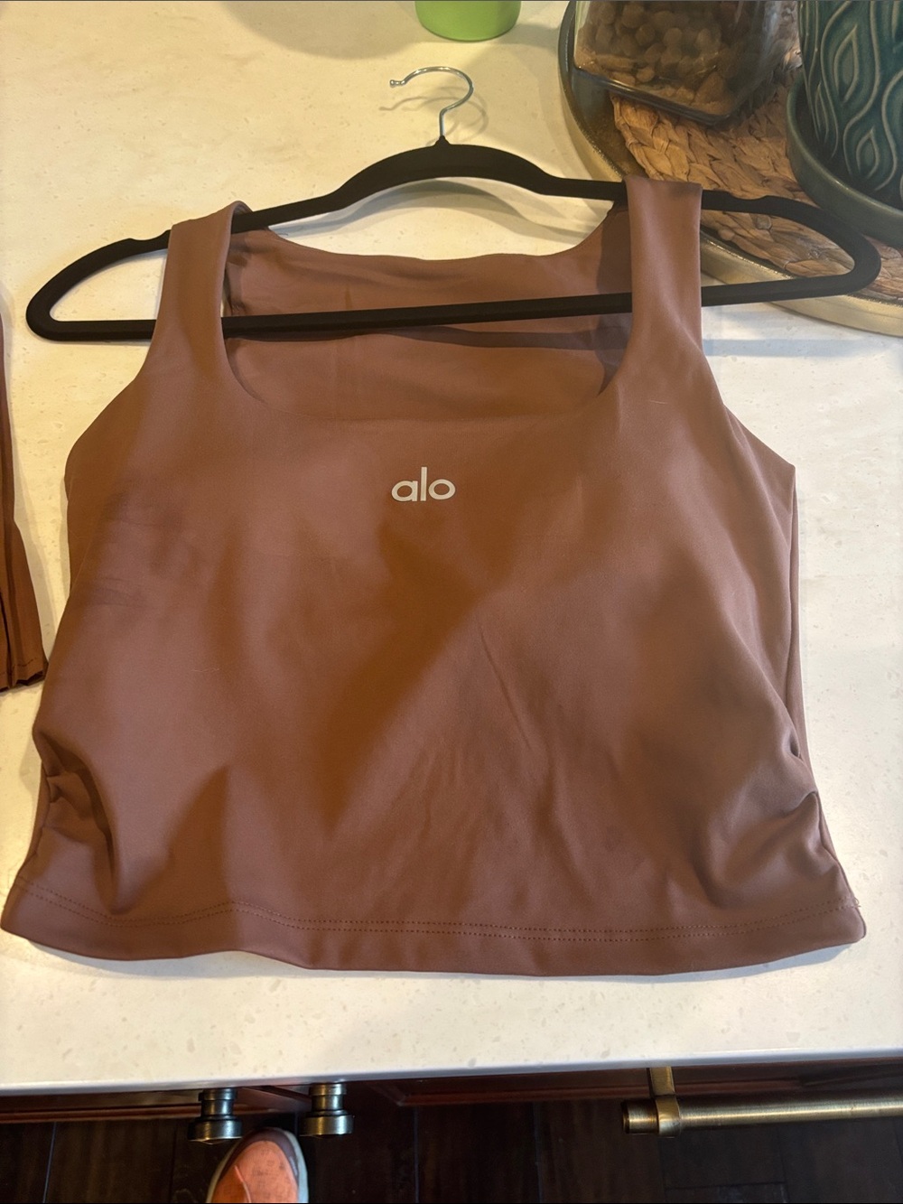 Alo chocolate brown NWOT - Picture 3 of 3
